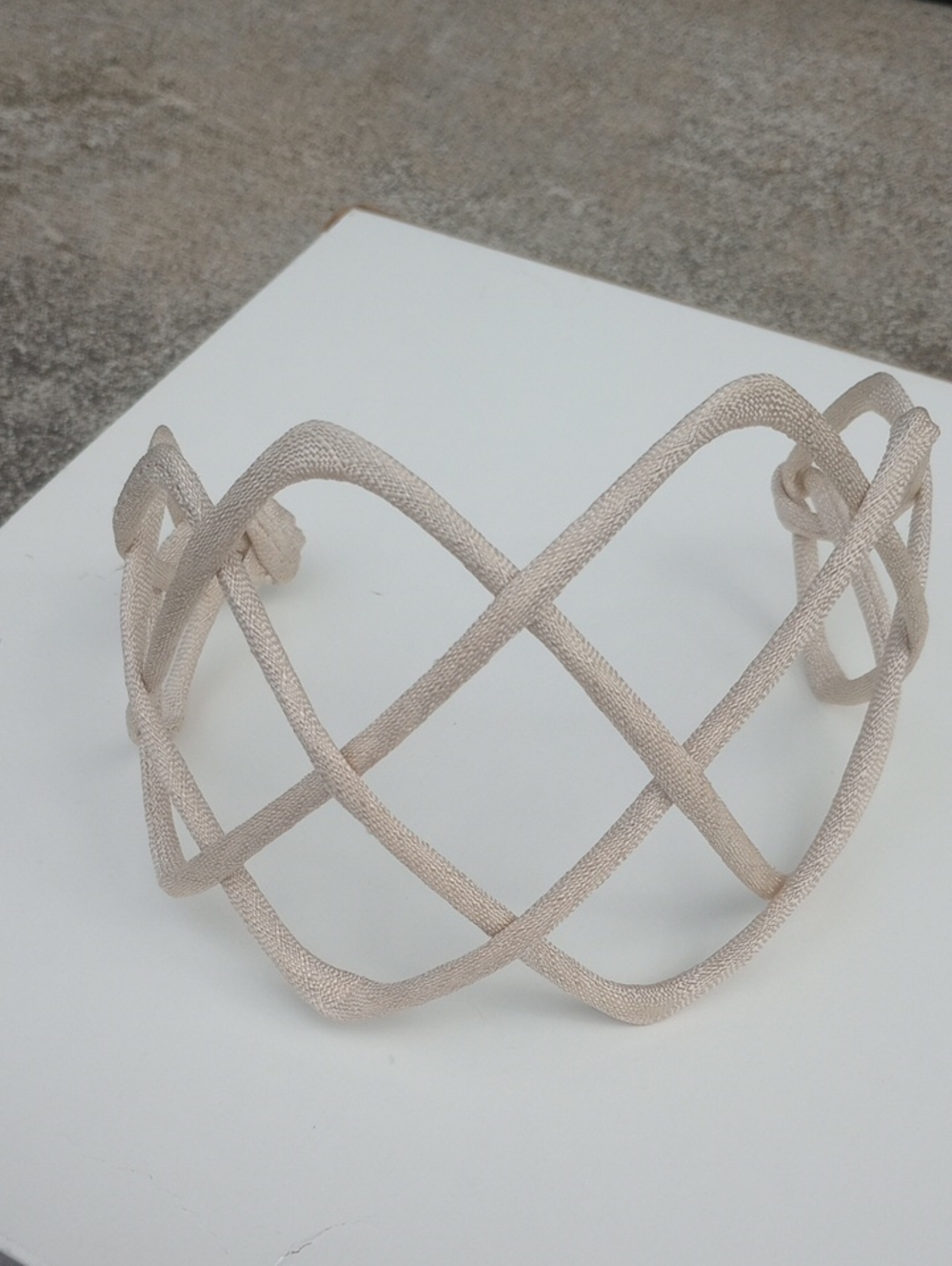 Vintage Retro Classic Traditional Neutral Tan Hair Accessory Band